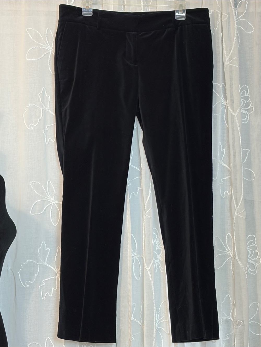 Ann Taylor Women’s  Classic Black Velvet Pants 10P